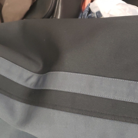 𝅺dkny active sweat pants men's size medium black and gray.  EUC - Picture 3 of 6